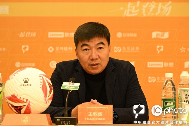 劉俊威坦承輸球正常 直言對(duì)手求勝欲更強(qiáng) 劉俊威坦承輸球正常 直言對(duì)手求勝欲更強(qiáng)