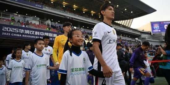 海港4-1輕取天津，顏駿凌：后面四場硬仗要咬住排名