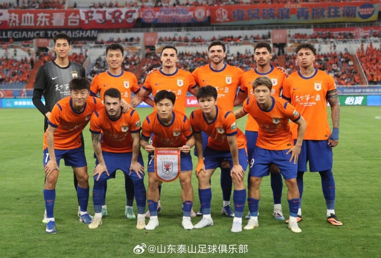進球大戰(zhàn)！泰山主場3-3三鎮(zhèn)，半程收官前遭阻擊