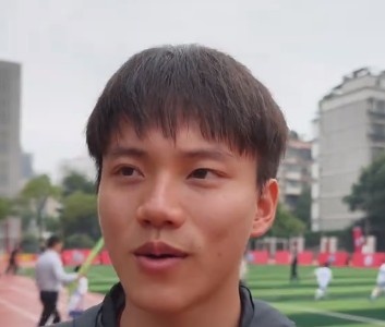 U17國腳徐正鵬：力爭早日完成中超首秀，大學目標華科