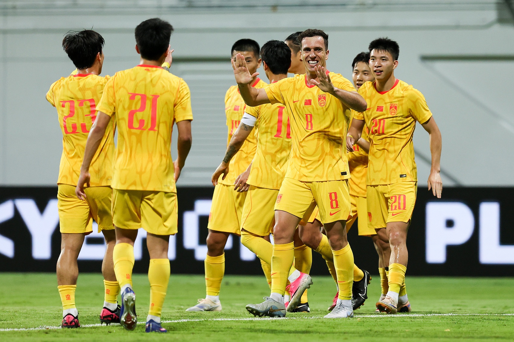 國足0-0平泰國 肖赧點出配合精細(xì)度不足