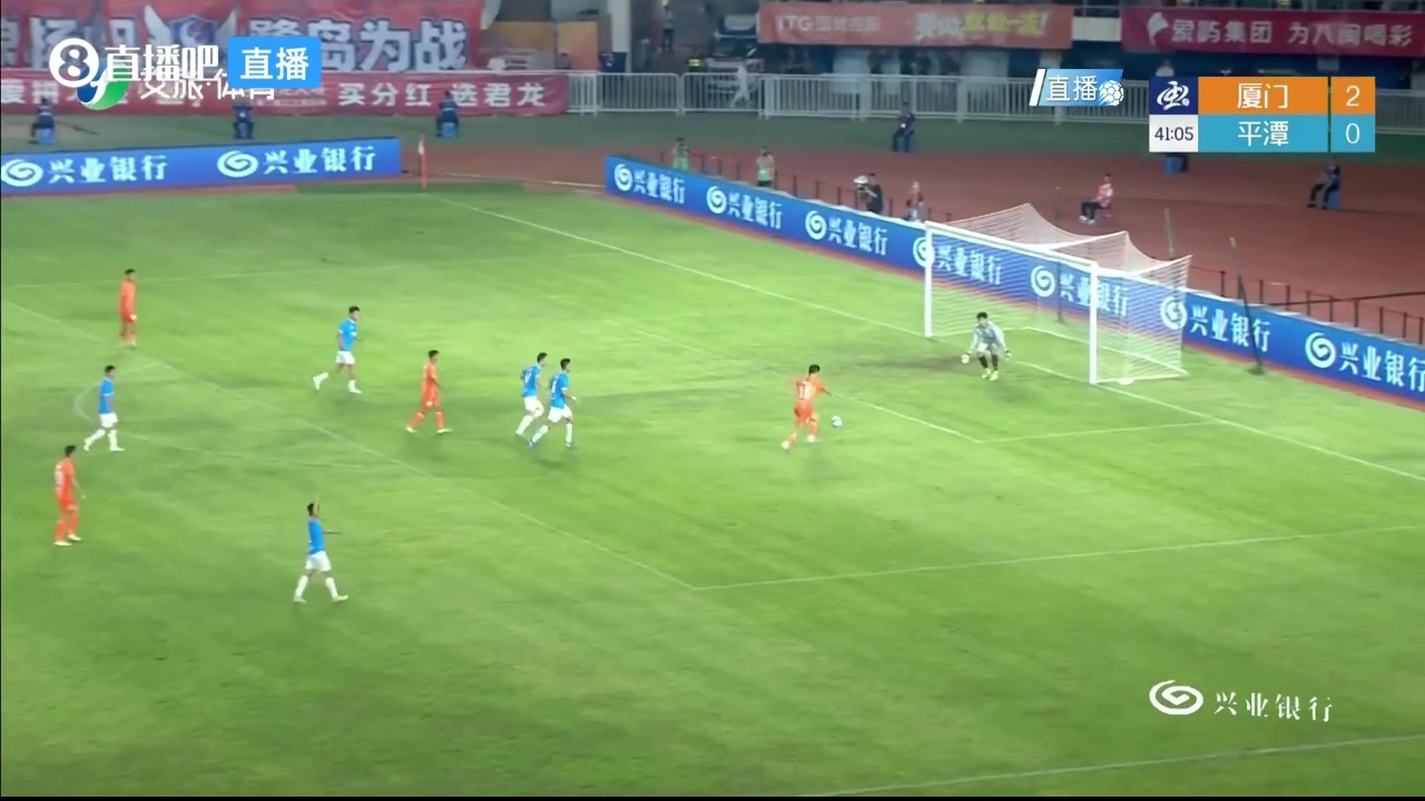 孫景濠單刀破門(mén)完成梅開(kāi)二度，廈門(mén)隊(duì)3-0領(lǐng)先平潭隊(duì)